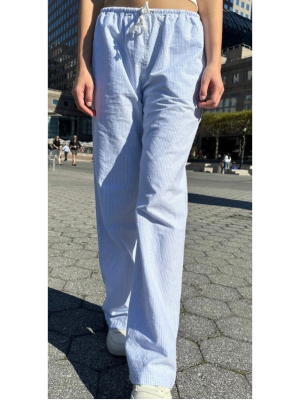 Women's Brandy Melville Anastasia Striped Pants Size S White and Blue